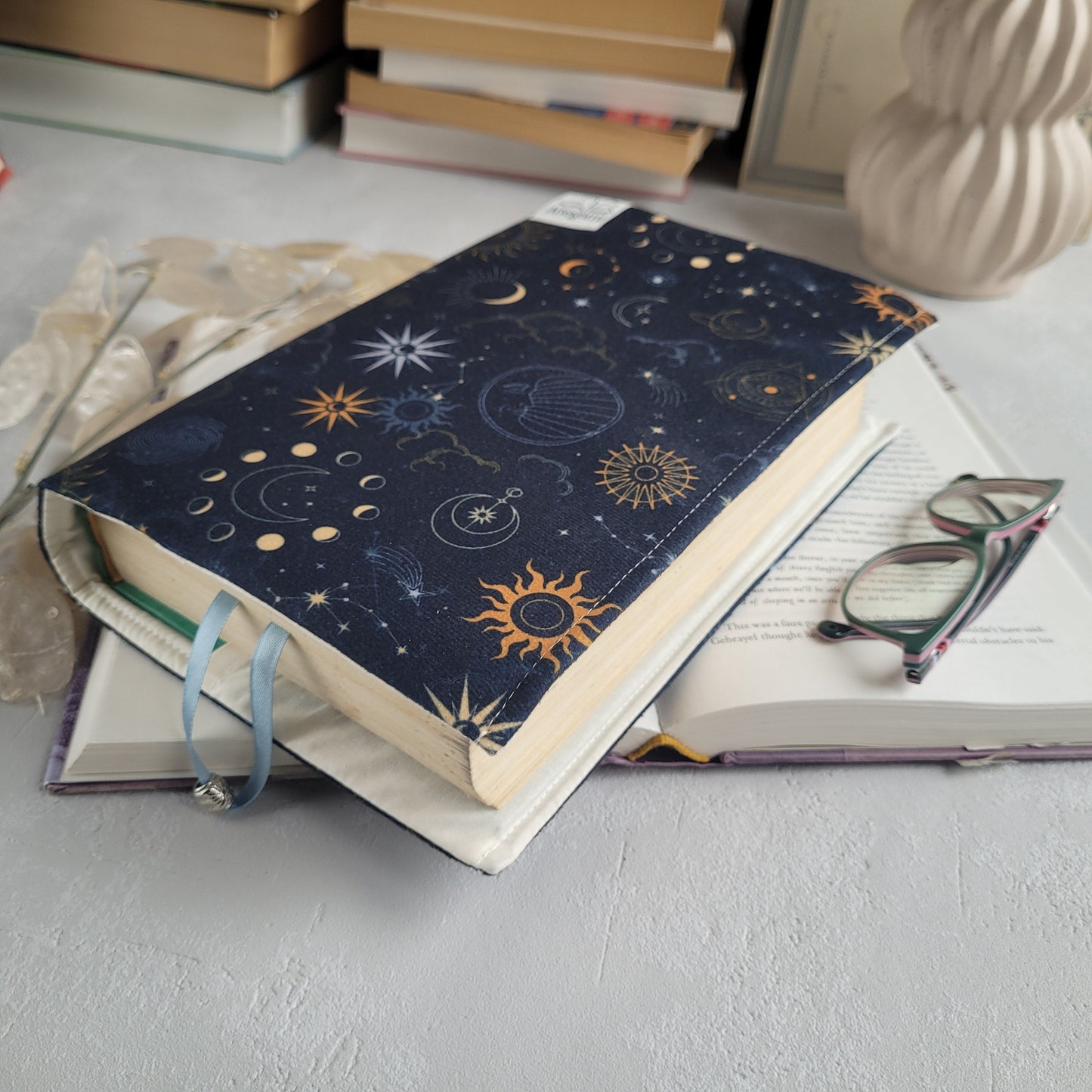 Coperta cărții „Astro”