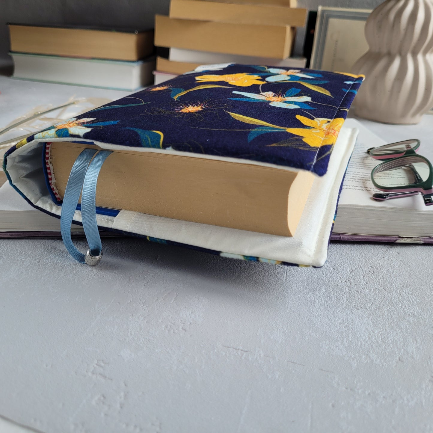 Copertina del libro "Fiori delicati"