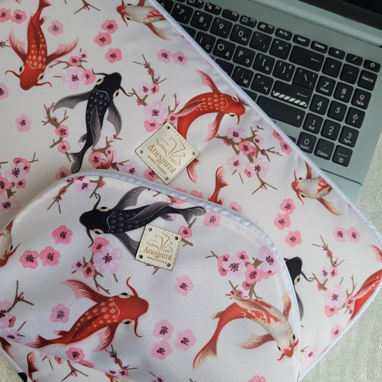 Kit pentru laptop cu pești Koi