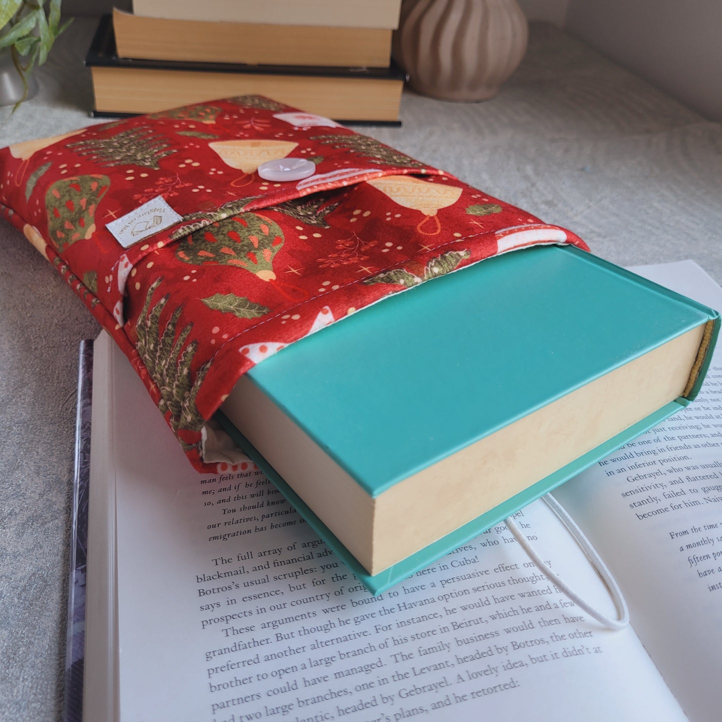 Book sleeve e segnalibro in legno " Natalizia " Viaggare coi libri