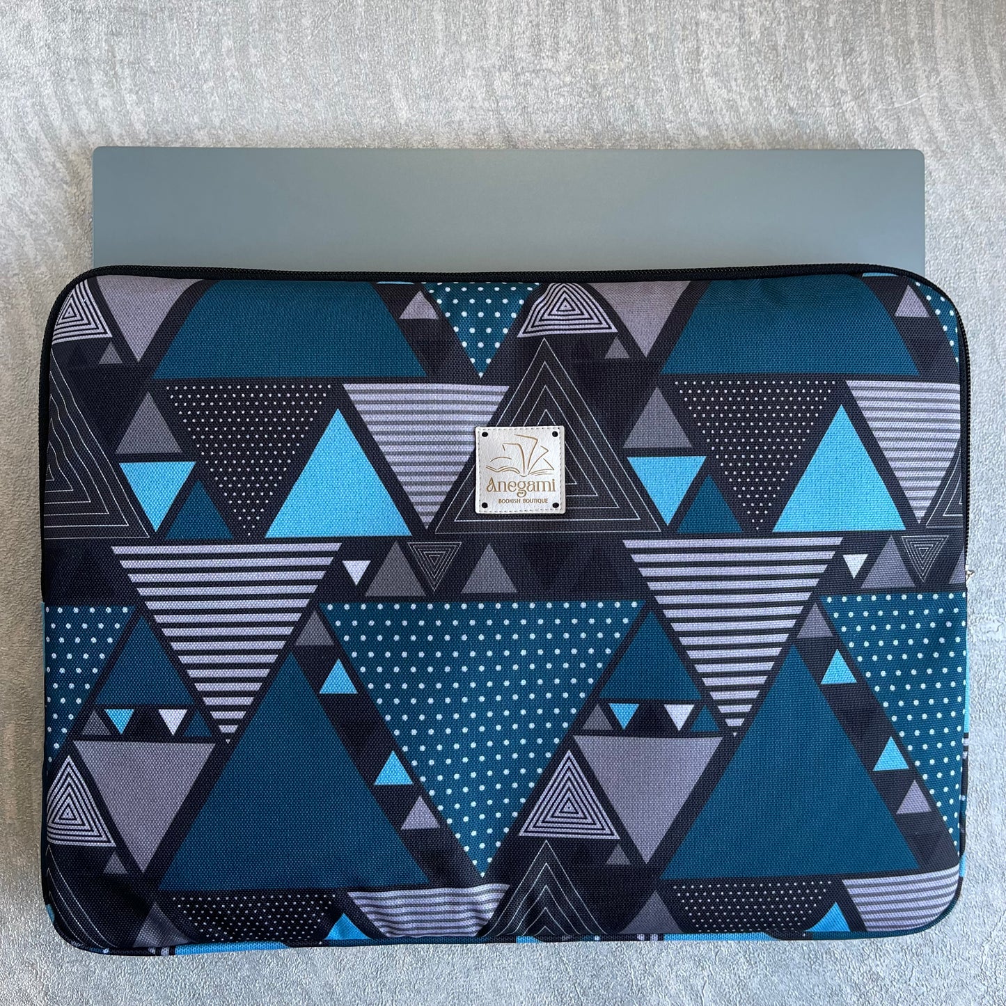 Husă pentru laptop „Triunghiuri”