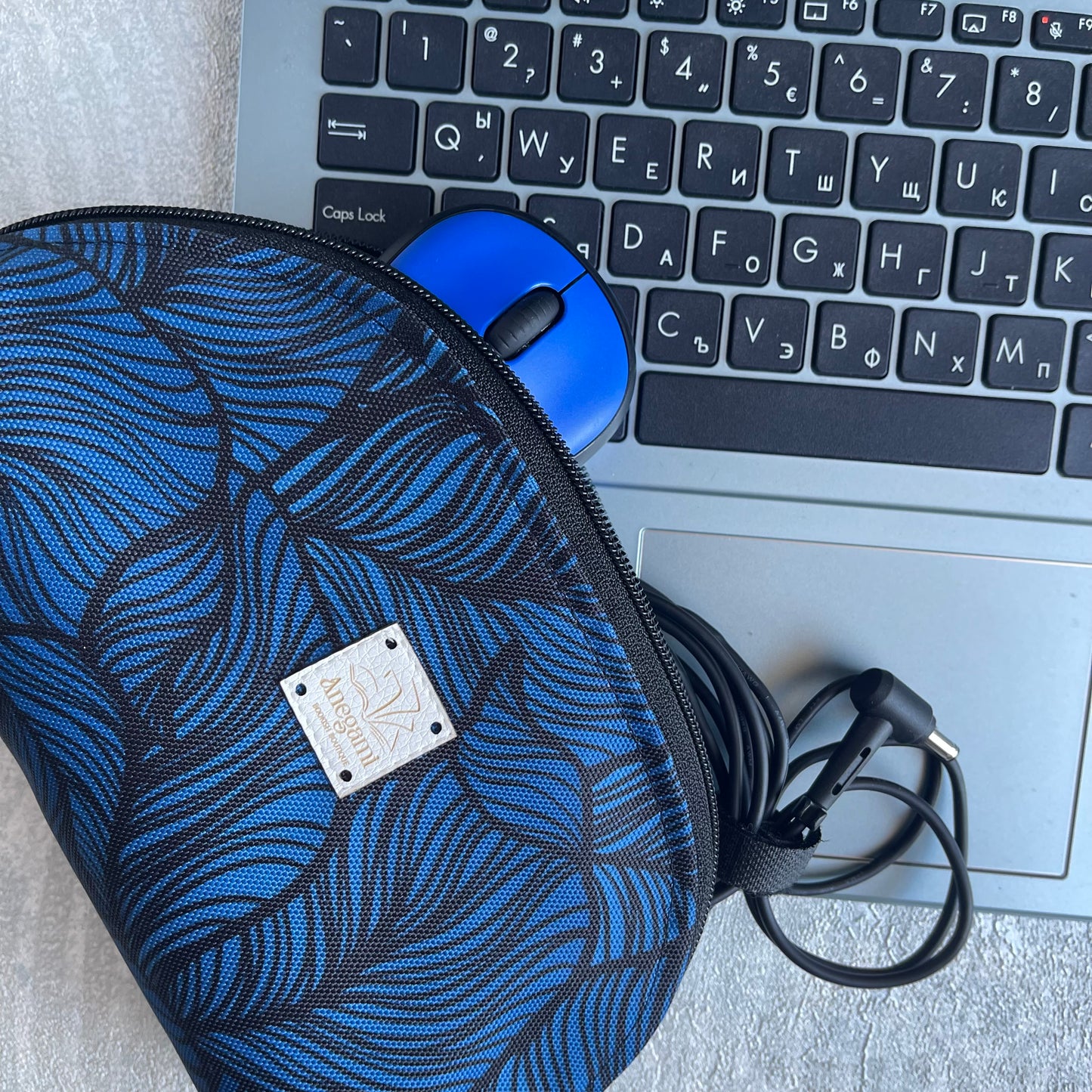 Încărcător și husă pentru mouse „Albastru elegant”