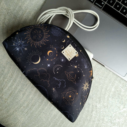 Cable and Mouse Pouch “Astro”