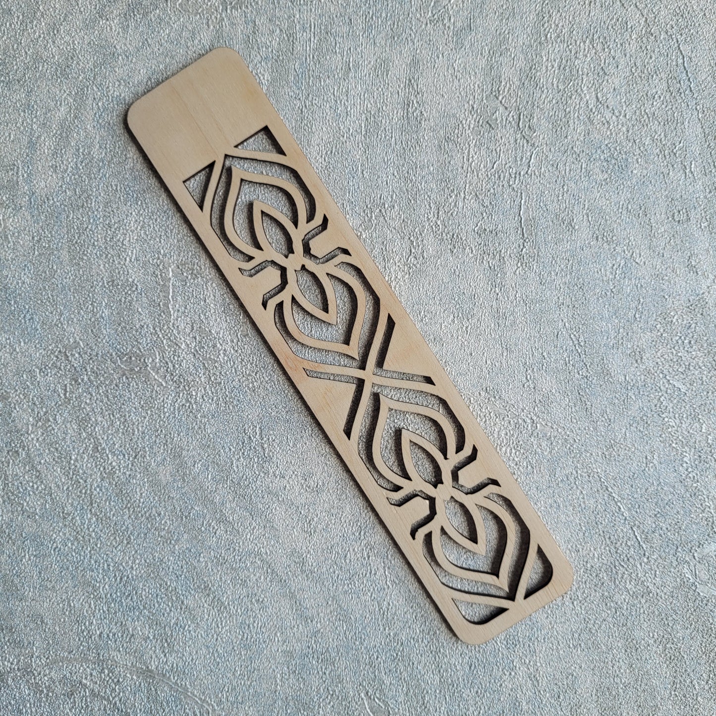 Set de legare și semne de carte „Broderie delicată”