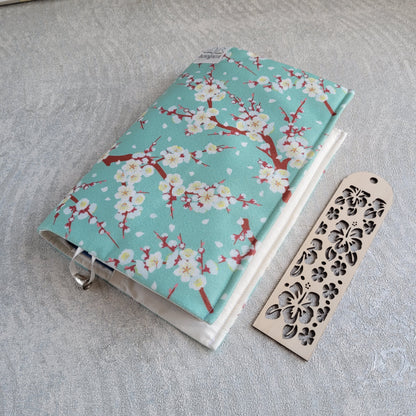 Комплект подвързия и книгоразделител " Сакура "