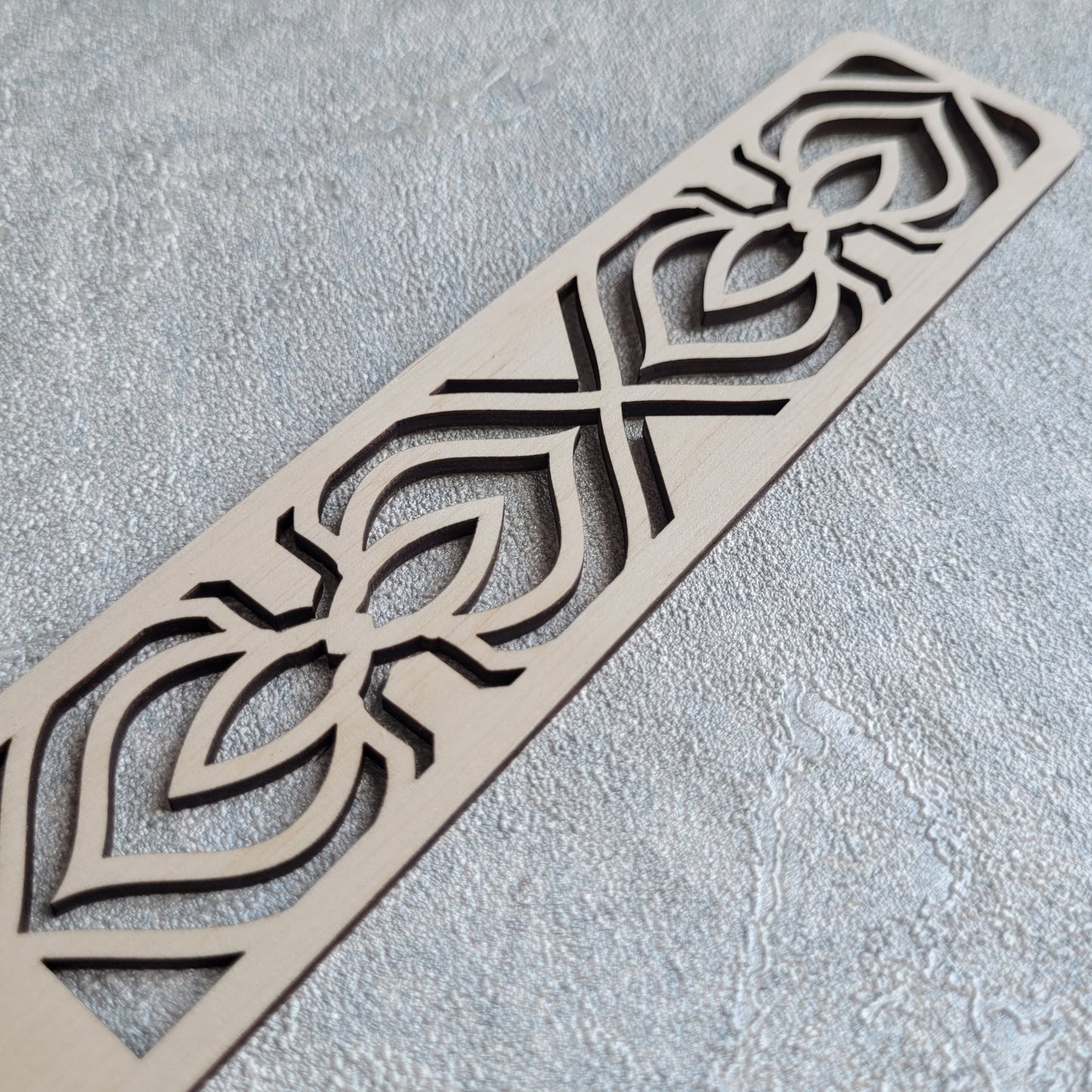 Set de legare și semne de carte „Broderie delicată”