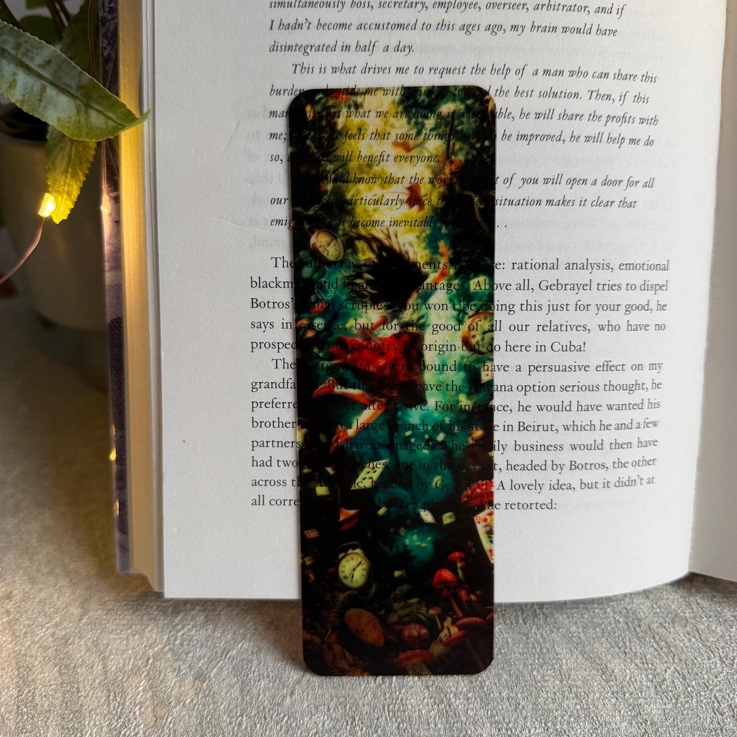 Магически книгоразделител „ Where Time Breaks "