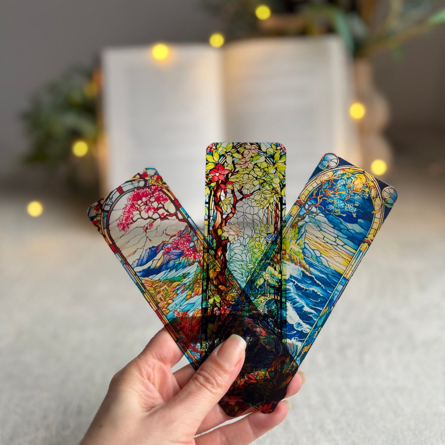 Комплект книгоразделители „ Витражи ”
