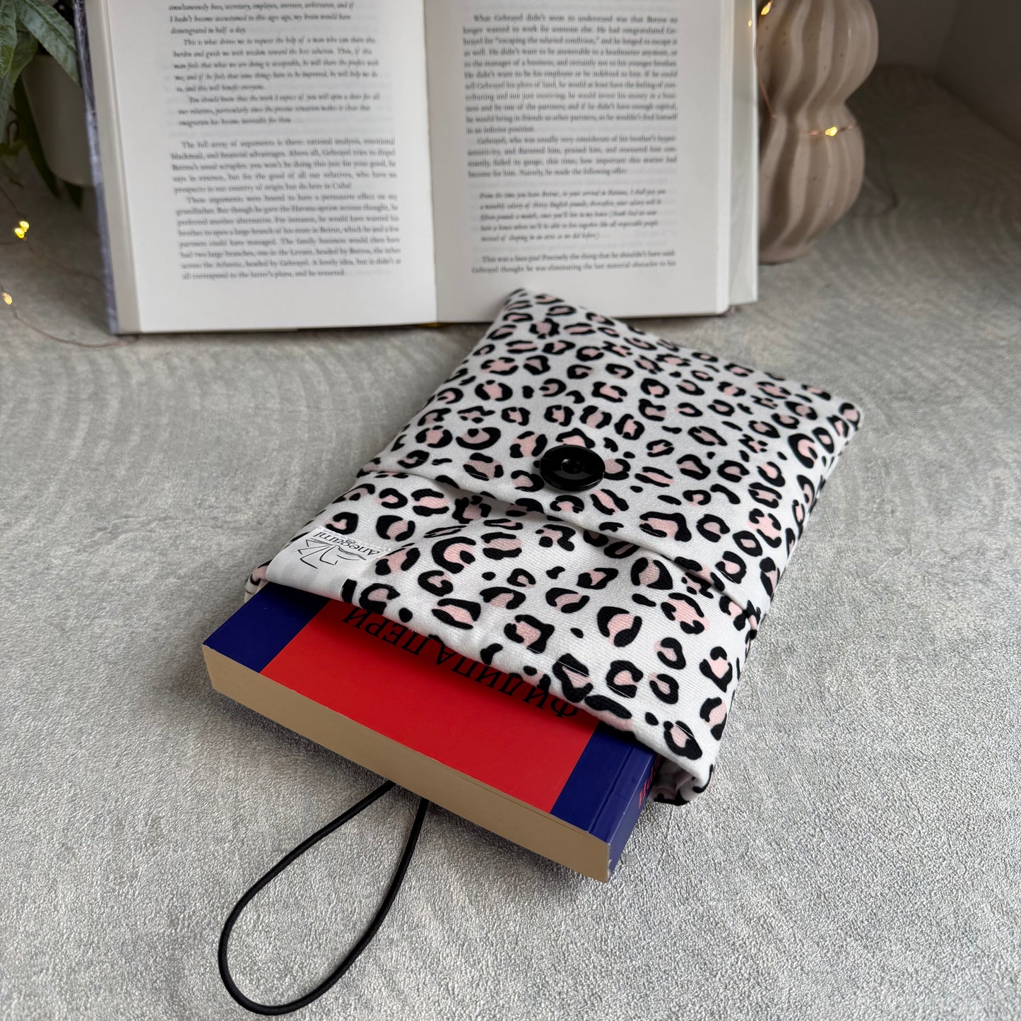 Книжен джоб " Velvet Leopard "
