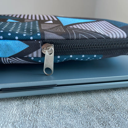 Husă pentru laptop „Triunghiuri” 