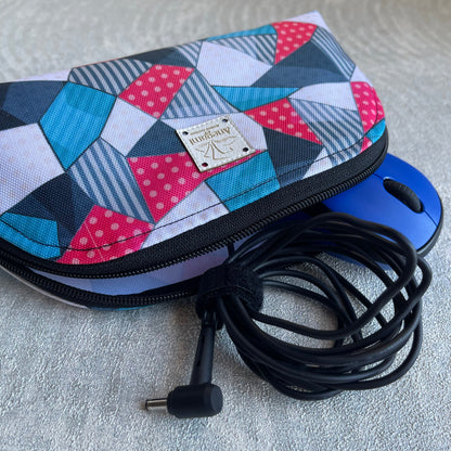 Калъф за зарядно и мишка " Стил "