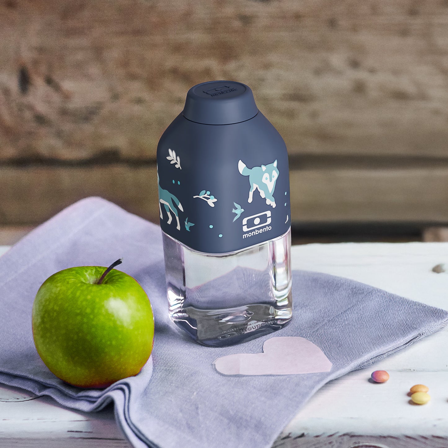 Monbento Positive S Wolf- детска бутилка за вода 330 мл.