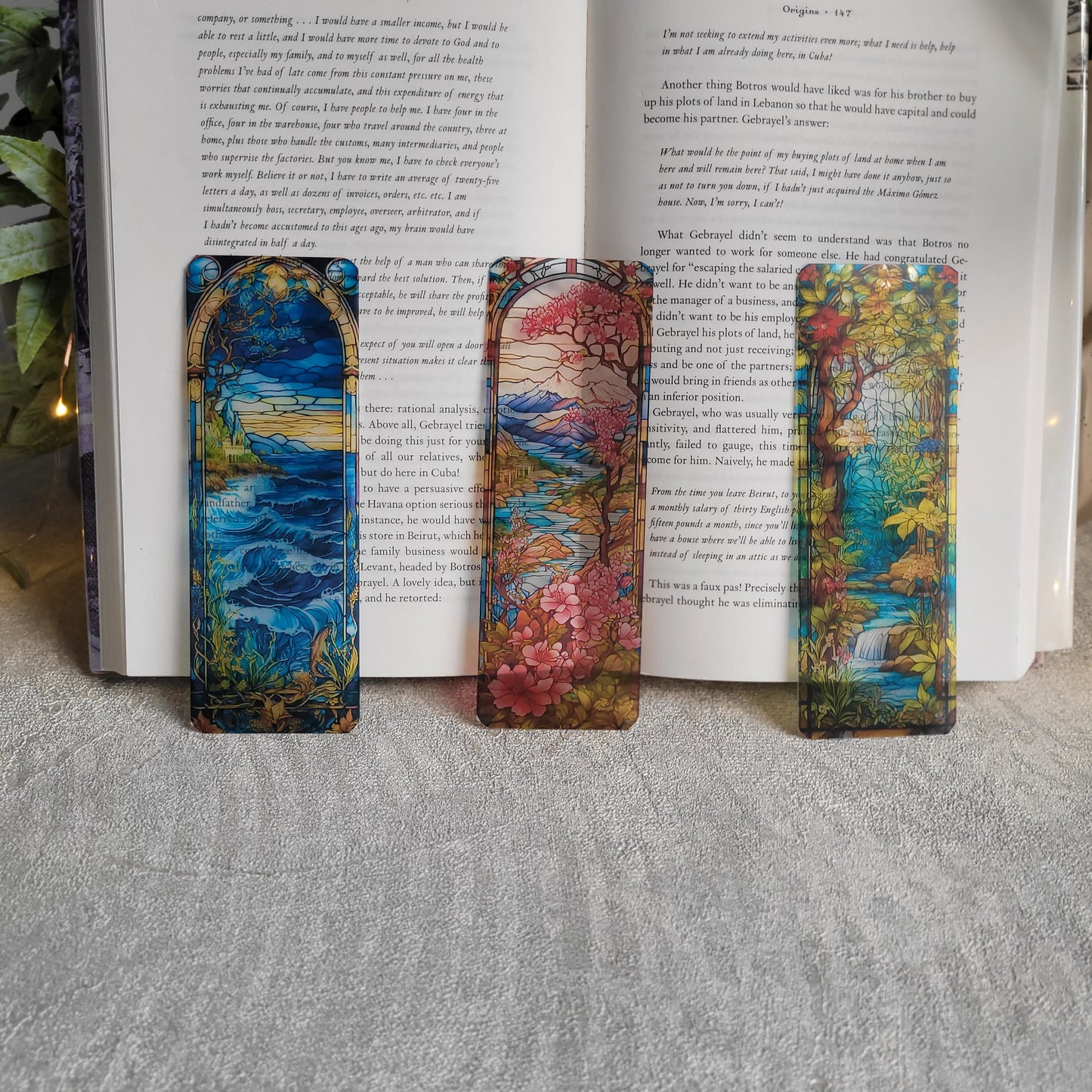 Комплект книгоразделители „ Витражи ”