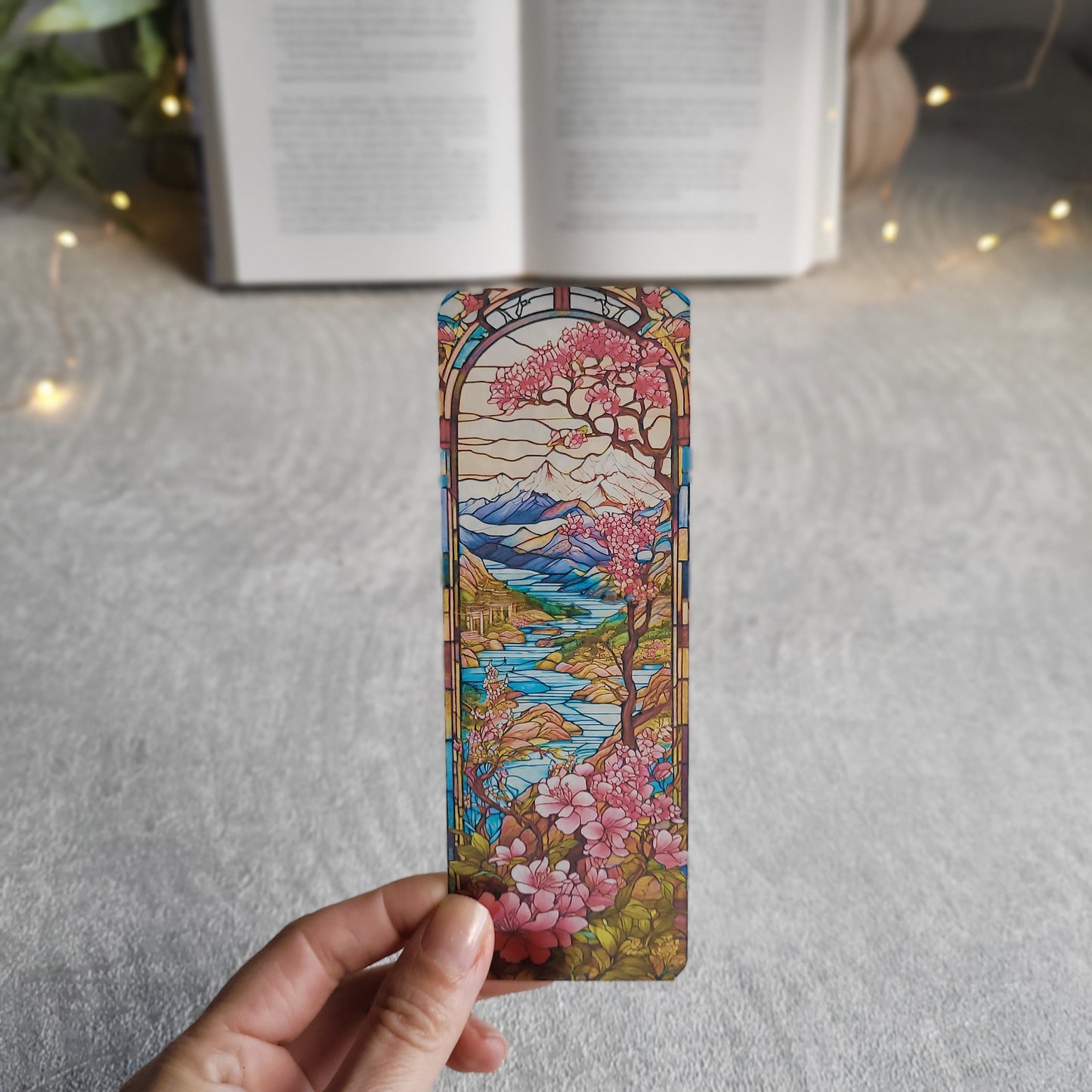 Комплект книгоразделители „ Витражи ”