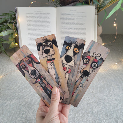 The Dog Gallery дървен книгоразделител – абстрактна кучешка илюстрация